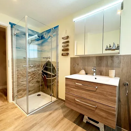 Stanma Heimat Am 100 M Zum Mit Strandkorb Büsumer Deichhausen